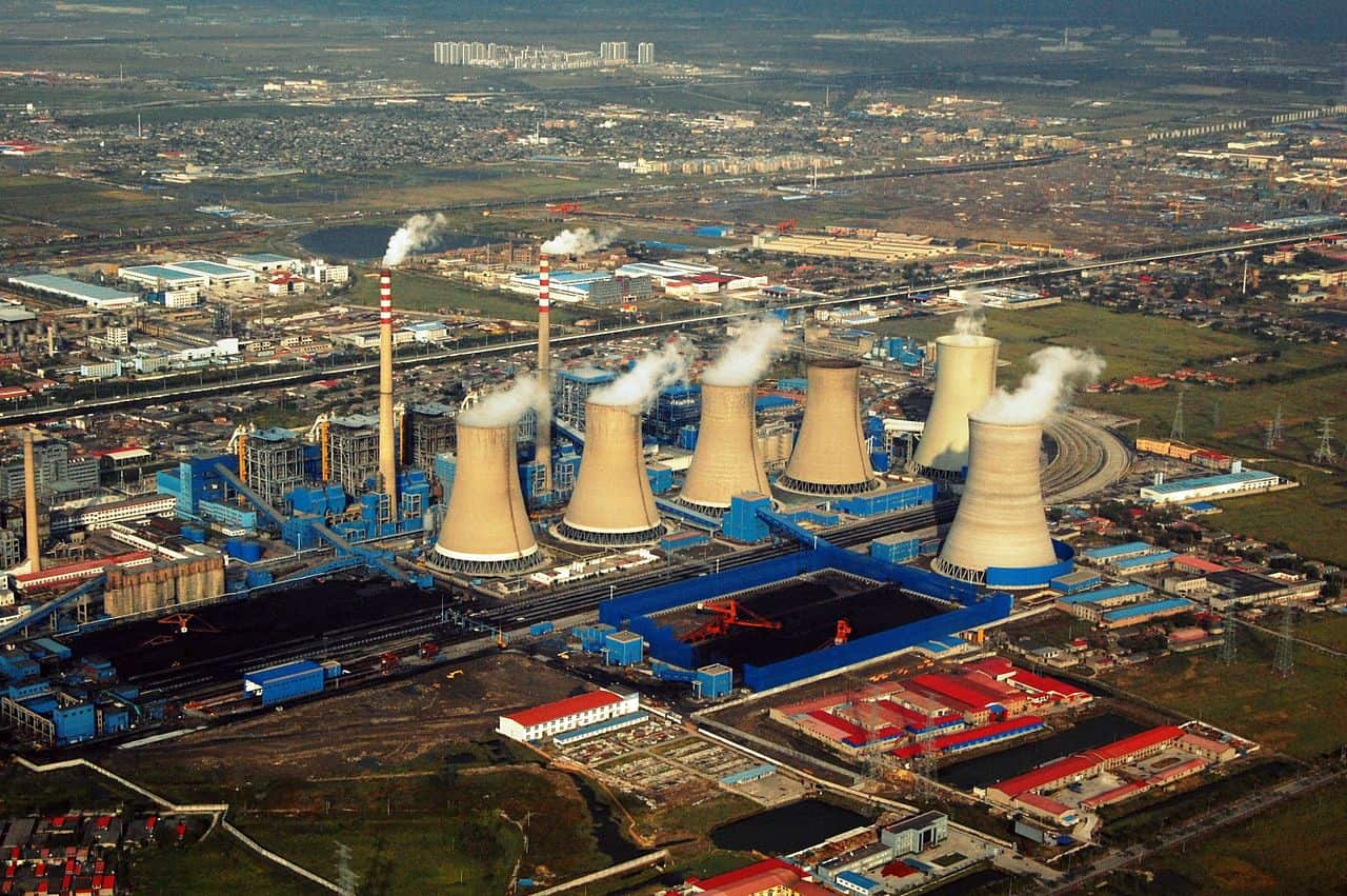 Power Plant Tianjin, China via Shubert Ciencia on Wikimedia
