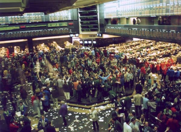 Chicago Board of Trade Corn Pit 1993 via Wikimedia