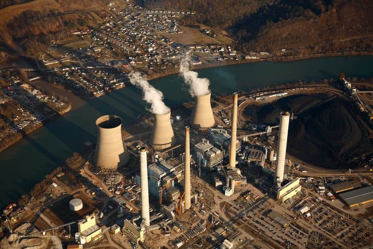 Aerial view of a coal-fired power plant.